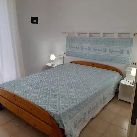 Holiday home Villetta Elena